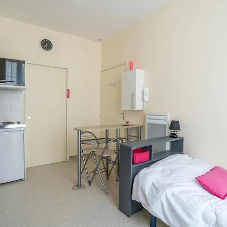 Ferienwohnung Les Jardins De La Seugne Jonzac Exterior foto