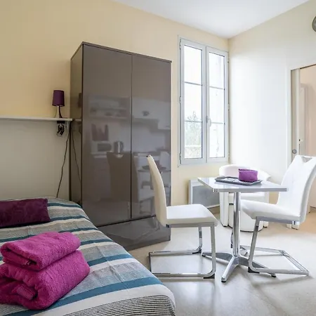 Ferienwohnung Les Jardins De La Seugne Jonzac Exterior foto