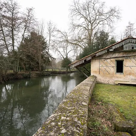 Ferienwohnung Les Jardins De La Seugne Jonzac Exterior foto